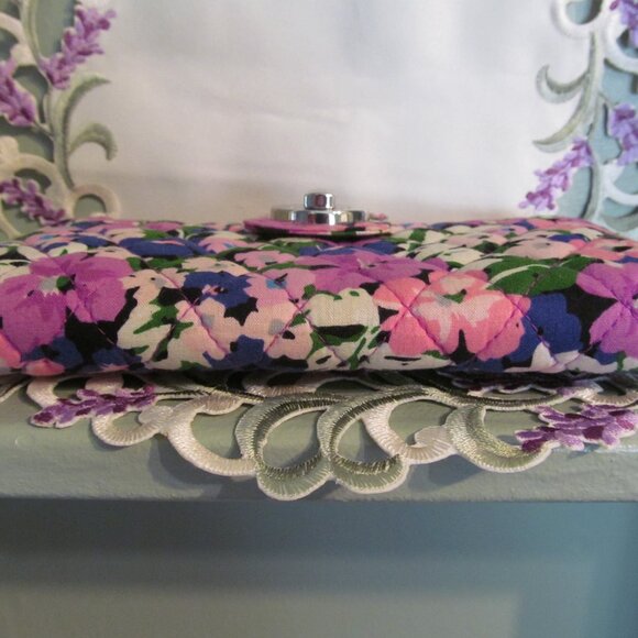 Vera Bradley Turnlock Wallet Zip Around ~ RFID Blocking ~ Flower Garden Pattern - Picture 8 of 13